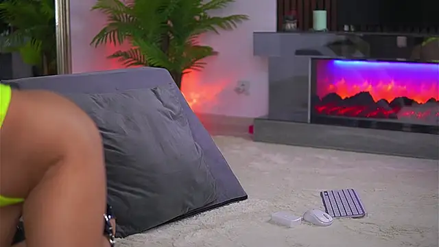 Abbela White online show from March 27, 8:26 am