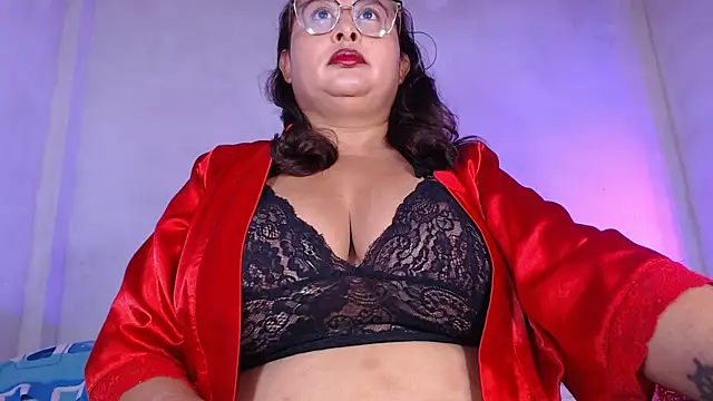 Snapshot of NadiaWhite chatting on November 29, 9:20 am NadiaWhite online show from November 29, 9:20 am