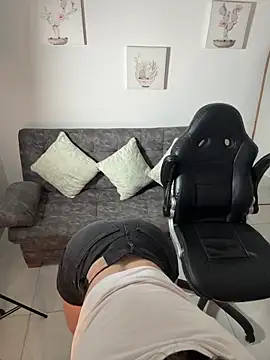 Megan lu2 online show from November 20, 11:55 am