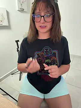 Megan lu2 online show from May 18, 2:55 pm