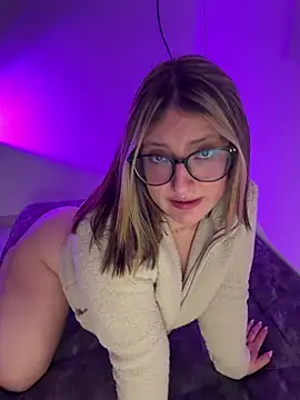 Megan lu2 online show from February 24, 4:13 am