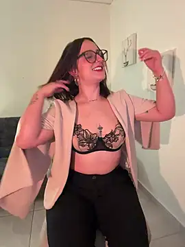 Megan lu2 online show from February 7, 5:15 am