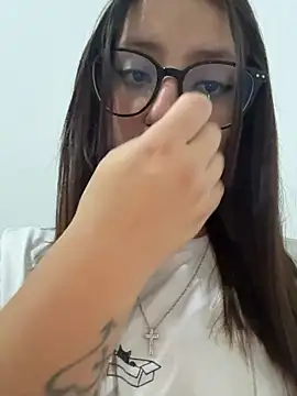 Megan lu2 online show from November 8, 4:49 am