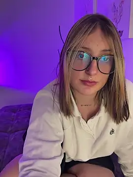 Megan lu2 online show from February 25, 3:07 am