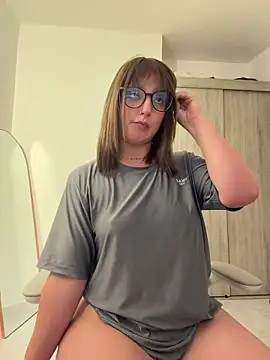 Megan lu2 online show from May 23, 2:21 am