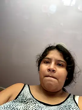 Snapshot of moncerrat_luna chatting on November 22, 4:17 pm moncerrat luna online show from November 22, 4:17 pm