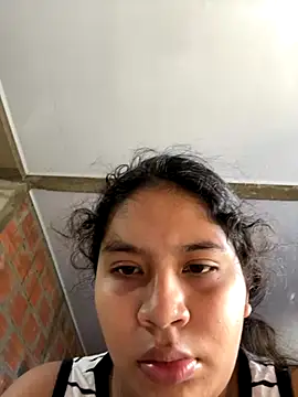 Snapshot of moncerrat_luna chatting on November 19, 4:40 pm moncerrat luna online show from November 19, 4:40 pm