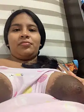 Snapshot of moncerrat_luna chatting on October 27, 6:36 am moncerrat luna online show from October 27, 6:36 am