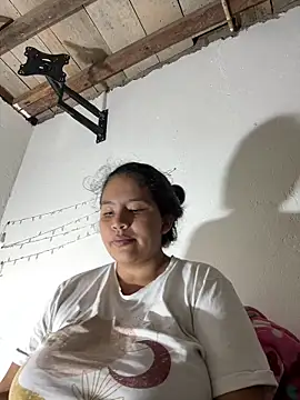 moncerrat luna online show from March 19, 7:47 pm