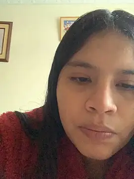 Snapshot of moncerrat_luna chatting on November 4, 9:40 pm moncerrat luna online show from November 4, 9:40 pm