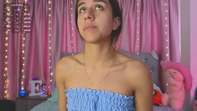 Emiily Scott1 online show from January 30, 1:20 pm