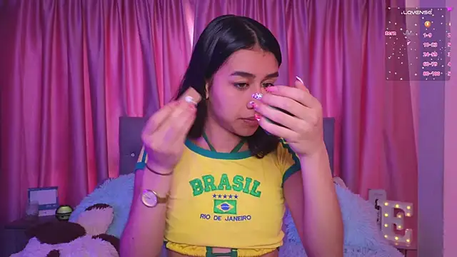 Emiily Scott1 online show from November 29, 2:39 pm