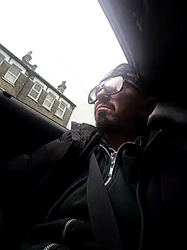 erbod Johnny online show from November 7, 11:59 am