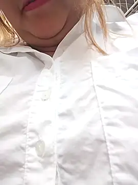 HORNY MATURE25 online show from April 10, 8:27 pm