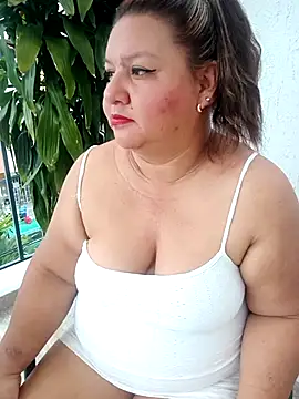 HORNY MATURE25 online show from September 14, 4:51 pm