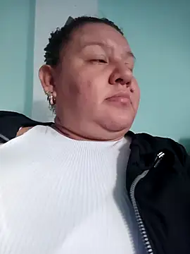 HORNY MATURE25 online show from February 28, 10:28 pm