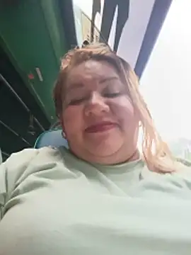 HORNY MATURE25 online show from May 22, 9:13 pm