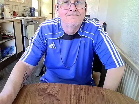daddyflash online show from March 18, 2:28 pm