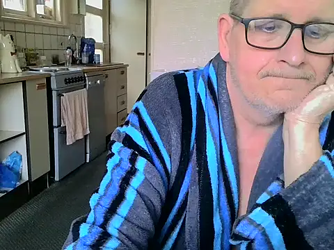 daddyflash online show from March 6, 11:27 am