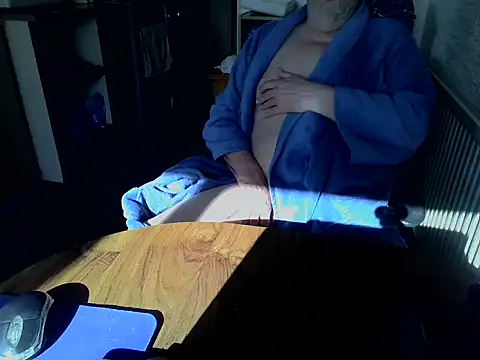 daddyflash online show from April 20, 8:17 am