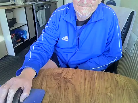 daddyflash online show from February 16, 9:52 am