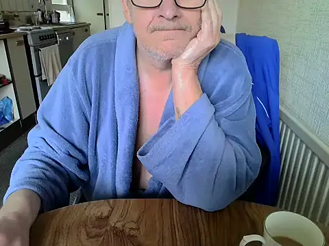 daddyflash online show from March 8, 12:19 pm