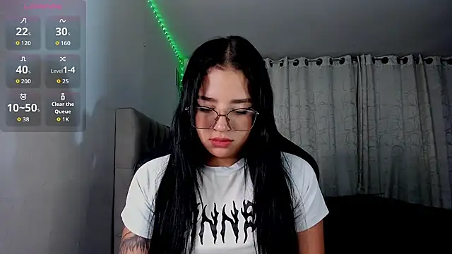 aliice walker  online show from January 16, 12:14 am