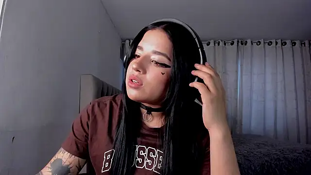 aliice walker  online show from May 22, 10:52 pm