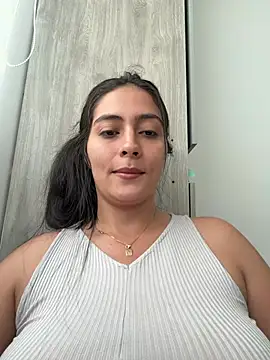 Snapshot of Sophie__Foxxx chatting on July 4, 9:30 pm Sophie Foxxx online show from July 4, 9:30 pm