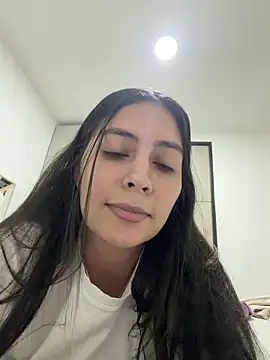 Sophie  Foxxx online show from April 15, 2:17 am