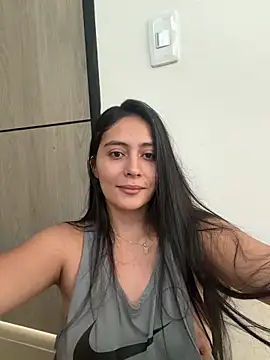 Sophie  Foxxx online show from April 19, 6:10 pm