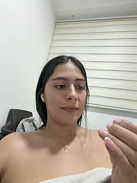 Sophie  Foxxx online show from May 29, 12:27 am