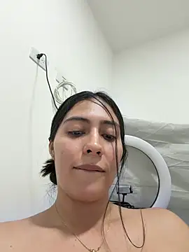 Sophie  Foxxx online show from May 15, 11:36 pm