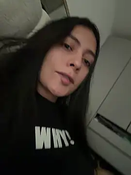 Sophie  Foxxx online show from March 20, 9:05 pm