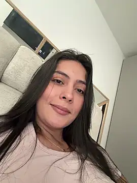 Sophie  Foxxx online show from April 13, 8:02 pm