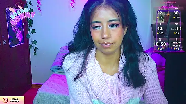 Roxanbunny1 online show from January 7, 3:06 pm