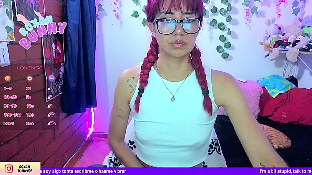 Roxanbunny1 online show from May 2, 1:00 am