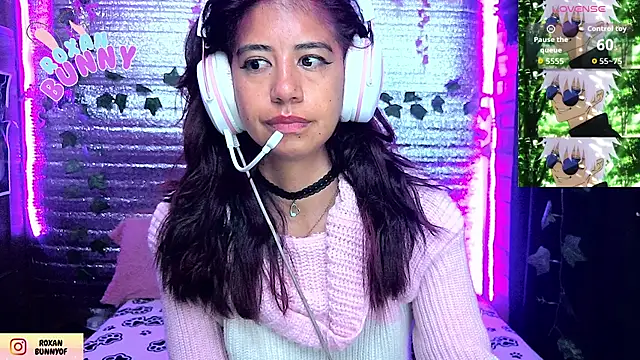 Roxanbunny1 online show from March 21, 5:30 am