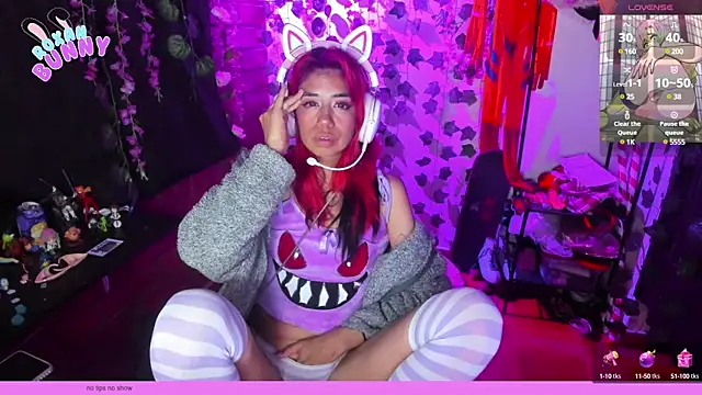 Roxanbunny1 online show from February 19, 5:38 am