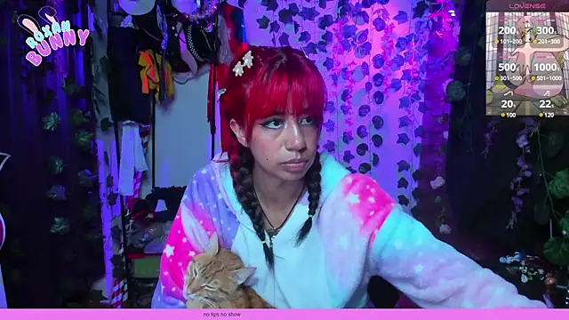 Roxanbunny1 online show from March 12, 4:51 am