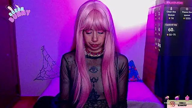 Roxanbunny1 online show from October 5, 3:19 am