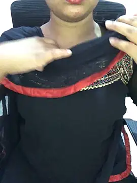 Rose Olivia online show from February 12, 3:45 pm