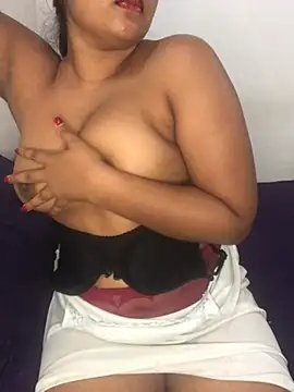 Rose Olivia online show from February 9, 2:07 pm