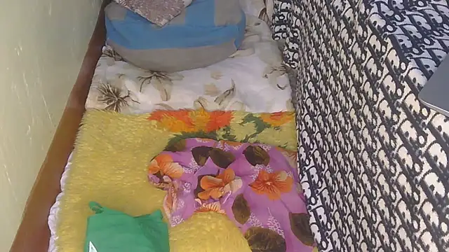 Pretty hazel online show from March 23, 4:23 am