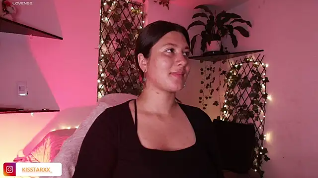 kisstarxxx online show from July 2, 3:23 am