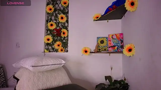 Snapshot of kisstarxxx chatting on February 19, 3:03 am kisstarxxx online show from February 19, 3:03 am