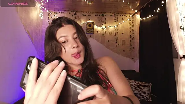 kisstarxxx online show from November 4, 1:09 am