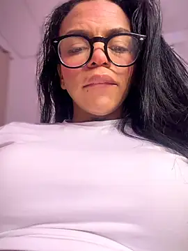 Snapshot of Charly_ chatting on June 28, 4:13 pm Charly online show from June 28, 4:13 pm