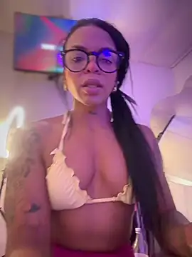 Charly  online show from May 8, 4:33 pm