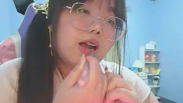 Snapshot of ANNELIESE_ chatting on September 20, 4:01 pm ANNELIESE online show from September 20, 4:01 pm